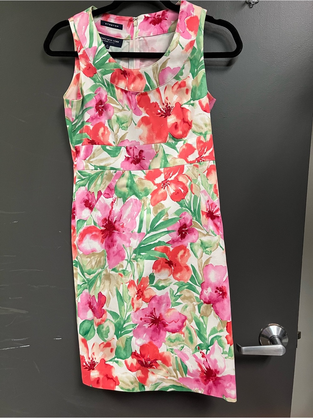 Jones New York Floral Sheath Dress in Pink, Green & Coral